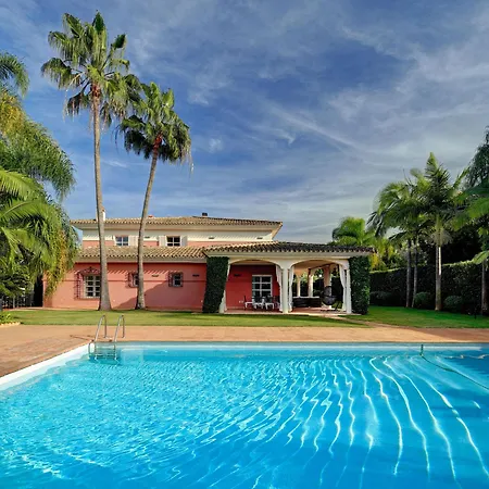 A Stunning, Luxurious Property Villa