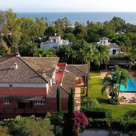 A Stunning, Luxurious Property *