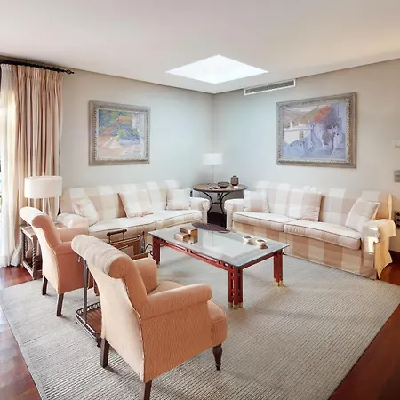 A Stunning, Luxurious Property Villa *