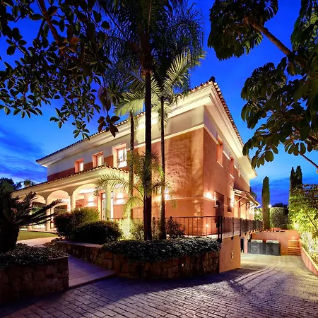 Villa A Stunning, Luxurious Property Marbella