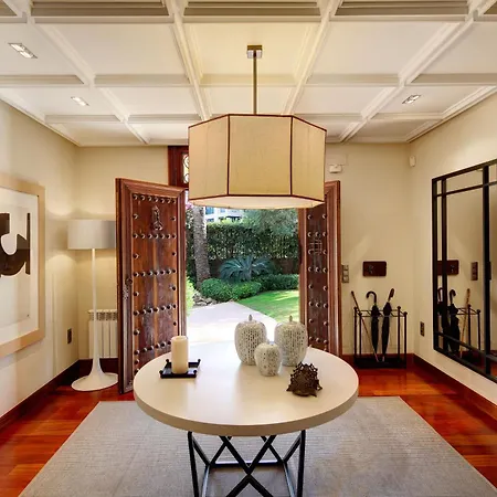 Villa A Stunning, Luxurious Property Marbella