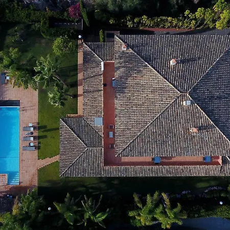 Villa A Stunning, Luxurious Property Marbella